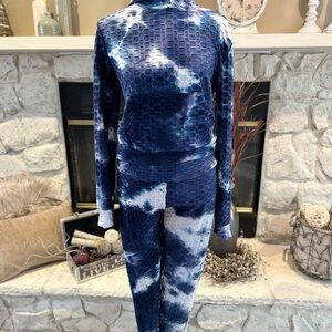Blue and White Tie-Dye lounge set